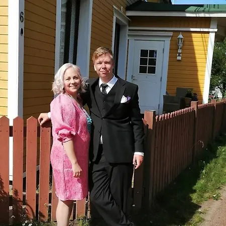 Lokinlaulu Πανσιόν