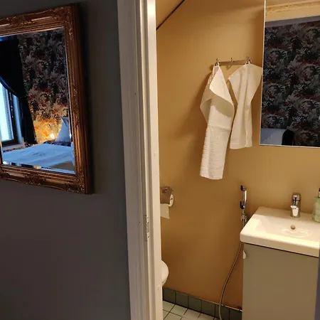 Lokinlaulu Pensión *